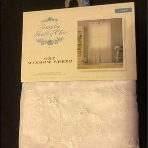 Sheer curtains with floral print